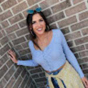 Meet your Posher, Ella